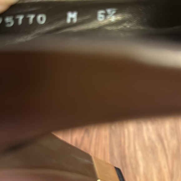 Brown Stuart Weitzman peep toe pumps size 6.5 - Picture 7 of 7